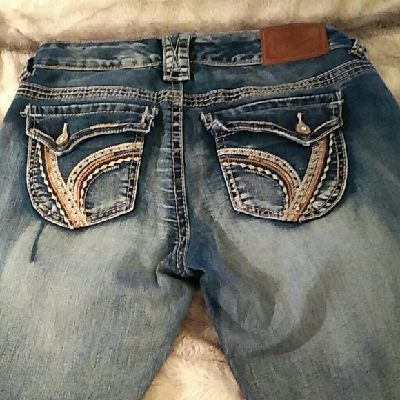 Jeans - Picture 2 of 4